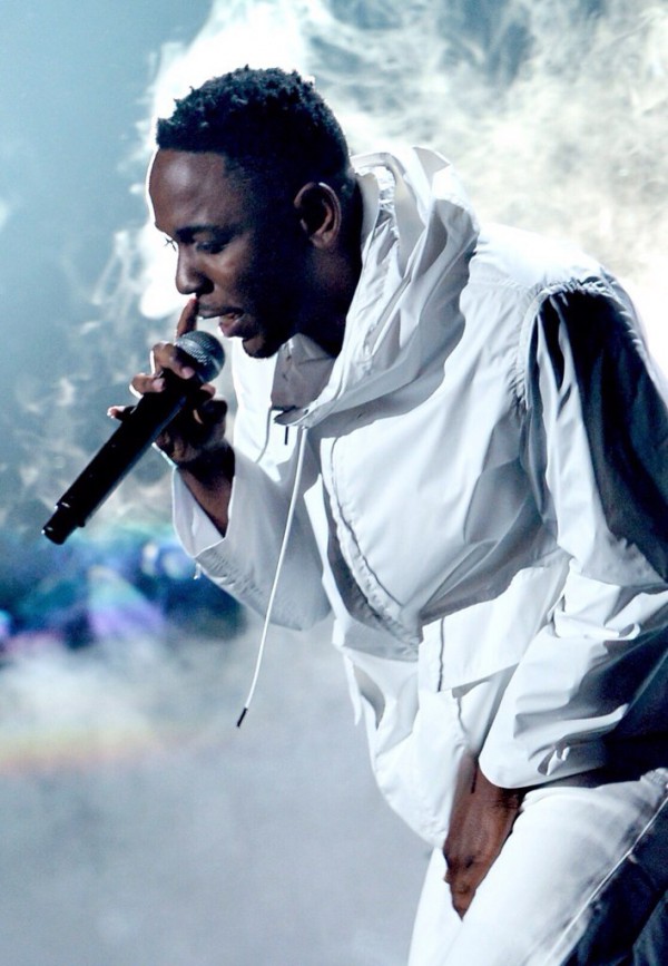 Kendrick Lamar с Imagine Dragons выступили на Grammy 2014 с треком Radioactive m.A.A.d City 2
